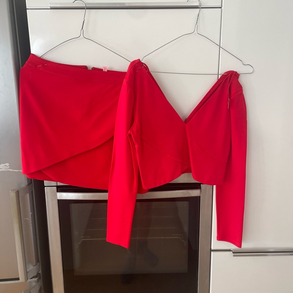 Alice and Olivia red two piece set